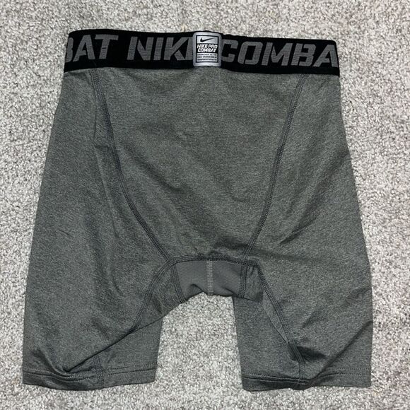 (2 item)Gray Nike Tee dri fit Running Marathon T shirt & Pro Combat Shorts M - Picture 4 of 6